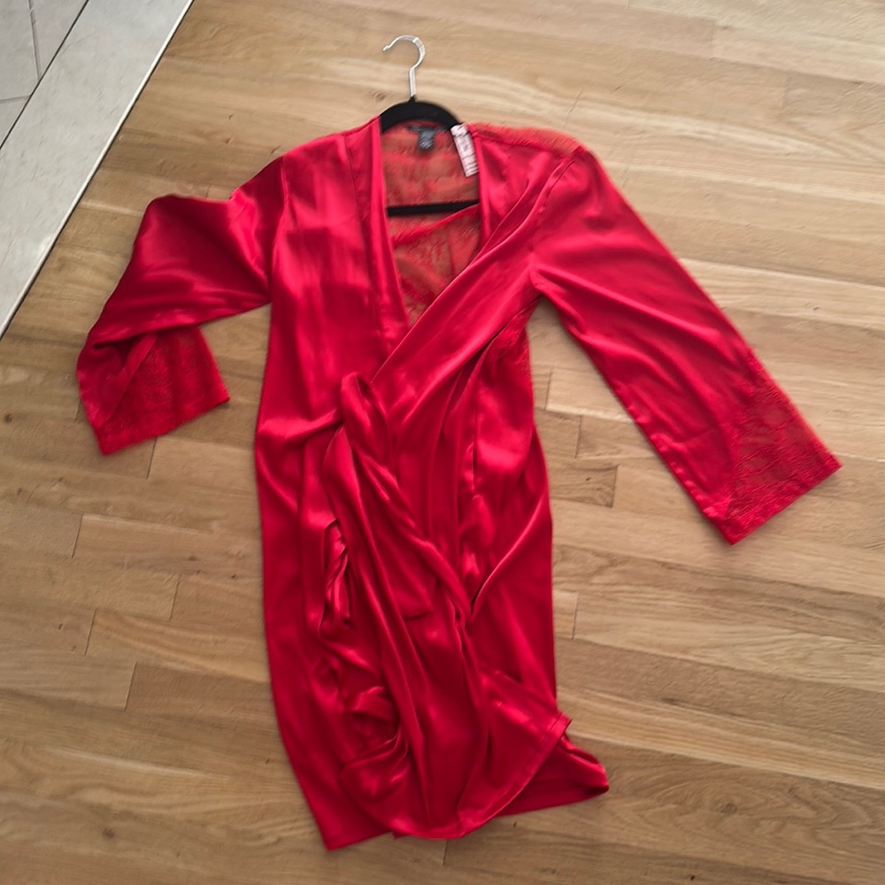 Victoria Secret XS kimono robe